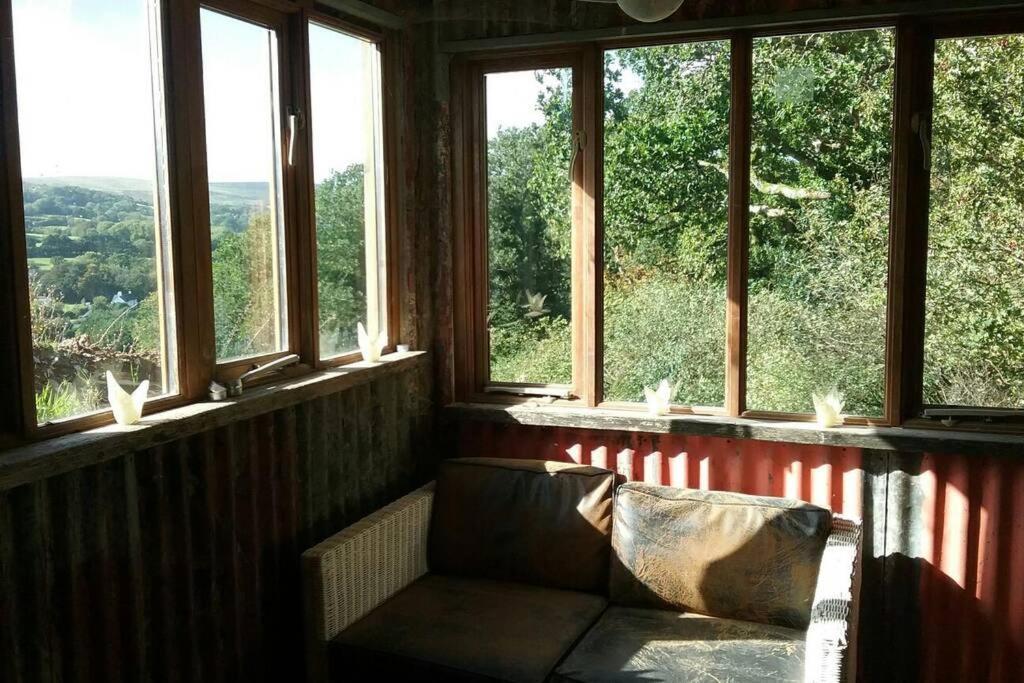 Foxesden, Unique Eco Cabin, Dartmoor Views South Brent Bagian luar foto