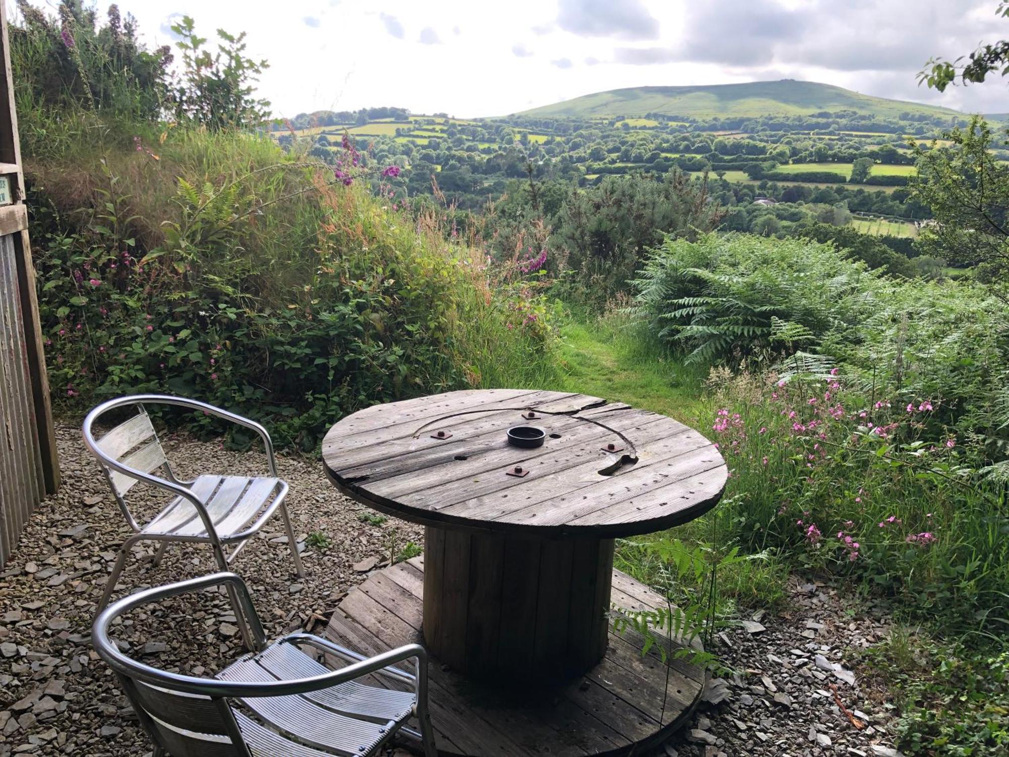 Foxesden, Unique Eco Cabin, Dartmoor Views South Brent Bagian luar foto